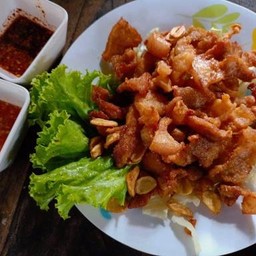 หมูทอดกระเทียม