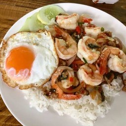ข้าวกะเพรา กุ้ง