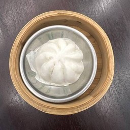 ซาลาเปาหมูแดง