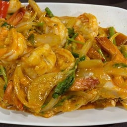 กุ้งผัดผงกระหรี่