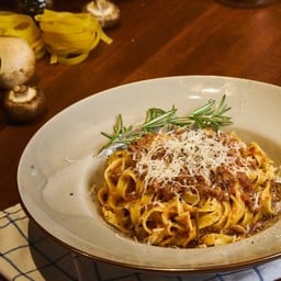 FETTUCCINE BEEF RAGOUT