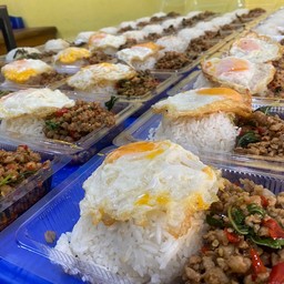 กระเพราหมูสับ+ไข่ดาว 5กล่อง(ลด15%)