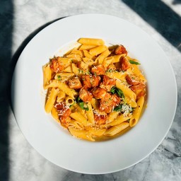 Penne Crispy Salmon Belly Pink Sauce