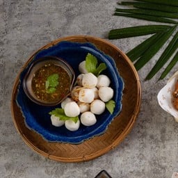 ลูกชิ้นปลาภูเก็ตลวกจิ้ม