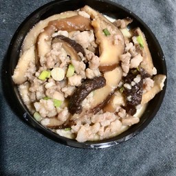 ไข่ตุ๋นหมูสับเห็ดหอม