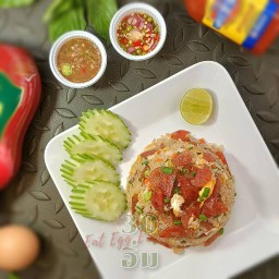 ข้าวผัดทรงเครื่อง
