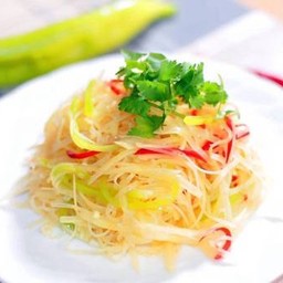 凉拌土豆丝 ยำมันฝรั่ง
