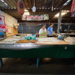 ปาท่องโก๋ตลาดพัฒนา