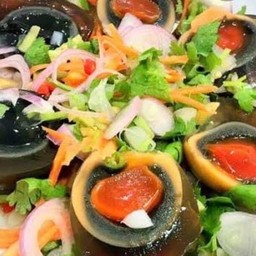 ยำไข่เยี่ยวม้า