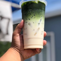 ชาเขียวนมสดทูโทน
