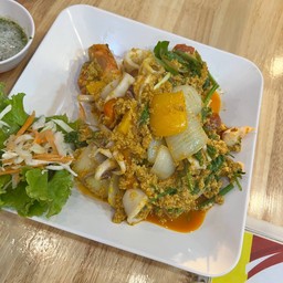 ปูนิ่มผัดผงกะหรี่