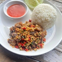 ข้าวเนื้อแดดเดียวคั่วพริกเกลือ