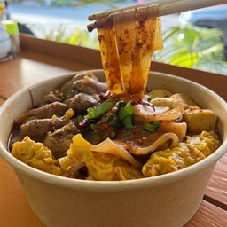 เส้นหนึบ ต้มยำหม่าล่าทรงเครื่อง (sz.XXL)