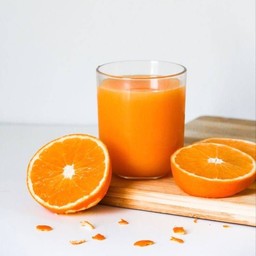 A orange juice 100%