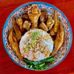 ข้าวอะไหล่ไก่ตุ๋น ธรรมดา