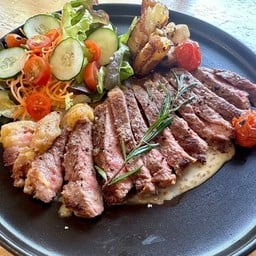 สเต็กเนื้อพิคานย่า