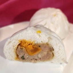 ซาลาเปาใส้หมูสับไข่เค็ม