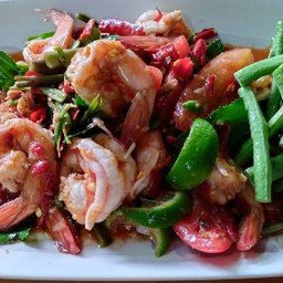 ส้มตำ กุ้งสะดุ้ง