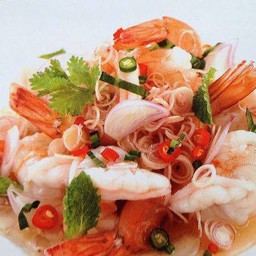 ยำตะไคร้ (กุ้งสุก) - Spicy Lemongrass Salad with Prawn