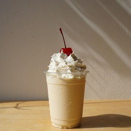 The OG Cheeseshake (เดอะ โอจี ชีสเชค)