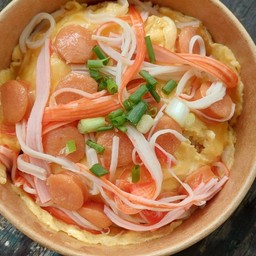 ข้าวไข่ข้นใส้กรอกปูอัด