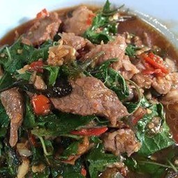 เนื้อผัดกระเพรา