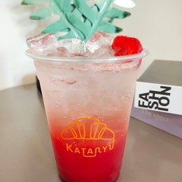 สตรอว์เบอร์รี่อิตาเลียนโซดา