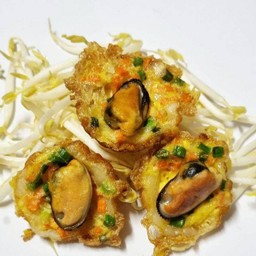 ร้านมาบ่อย ขนมครกทะเล ปากซอยด่านสำโรง 42