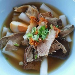 ก๋วยจั๊บเจ้หนึ่ง ตลาดพาหุรัด ศูนย์อาหารตลาดพาหุรัด
