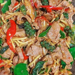 ผัดฉ่าหมูเป็นกับข้าว