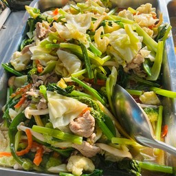 ข้าวราเผัดผักรวมหมู