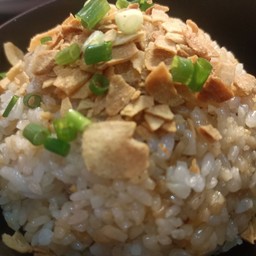 ข้าวผัดกะเทียม