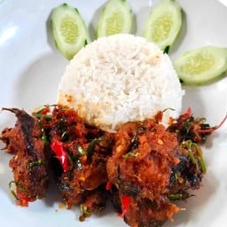 เฟื่องฟู สุโขทัย