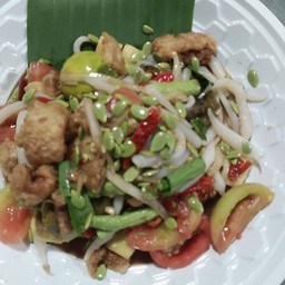 ตำขนมจีน