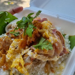 Creamy Omelette With Seafood Bacon And Crispy Pork