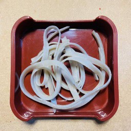 เส้นมันใส