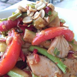 เหลาหมูยอ