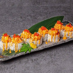Spicy tuna maki.