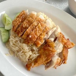 ข้าวมันไก่ทอดซิกเนเจอร์