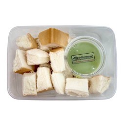 ขนมปังนึ่ง + สังขยาใบเตย