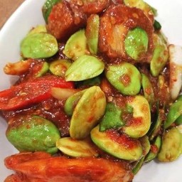 สะตอกะปิหมูสับ