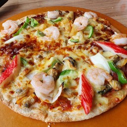 Pizza seafood