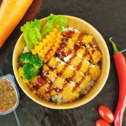 ข้าวหมูทอด&ไข่ข้นนกสบาย