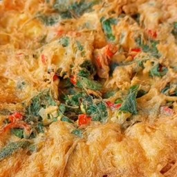 ข้าวไข่เจียวกระเพราหมูสับ