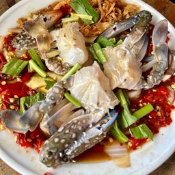 ยำข้าวโพดปูม้า