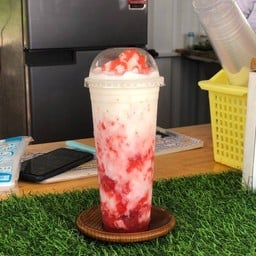 นมสดสตอเบอร์รี่