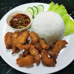 ข้าวหมูสามชั้นทอด