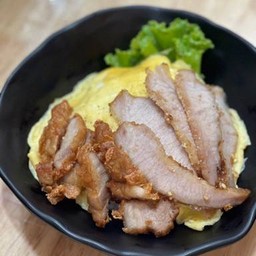 ข้าวหมูสองใจ ไข่ข้น