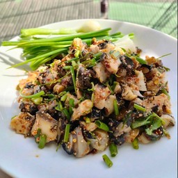 ก้อยหอยเชอรี่