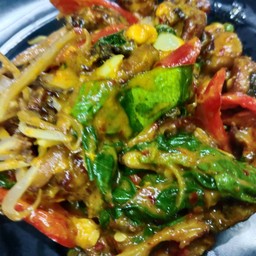 กบผัดเผ็ด